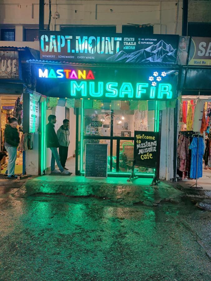 Capt. Mount Stays Rishikesh Exterior photo