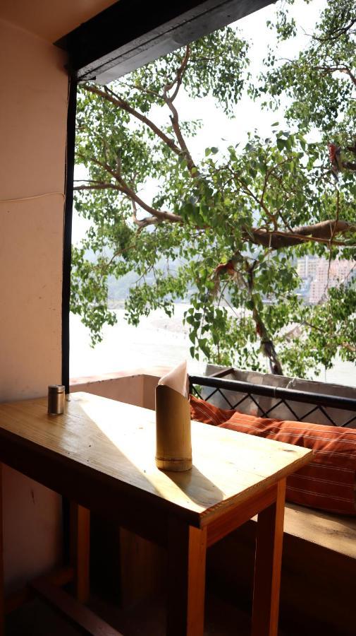 Capt. Mount Stays Rishikesh Exterior photo